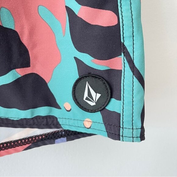 Boys Volcom Swin shorts tropical elastic waist swim trunks size X-large - Picture 4 of 9